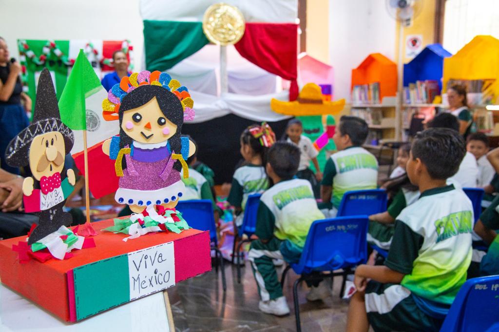 Presentan en Bibliotecas Públicas Municipales obra “La Independencia de México”