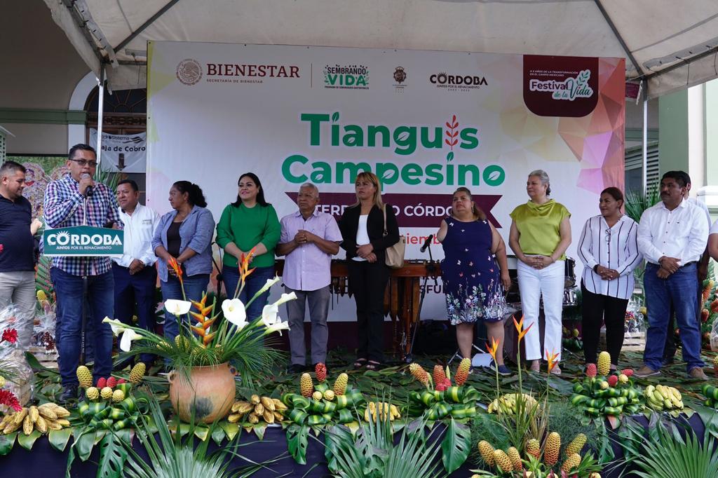 Inauguran autoridades Tianguis Campesino de Sembrando Vida; participan más de 150 sembradores