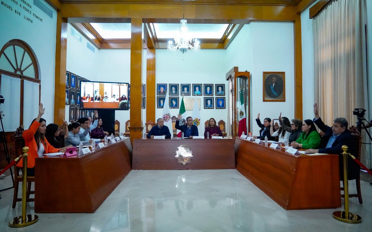 Toma protesta Miguel Ángel González como director de Hidrosistema de 
Córdoba