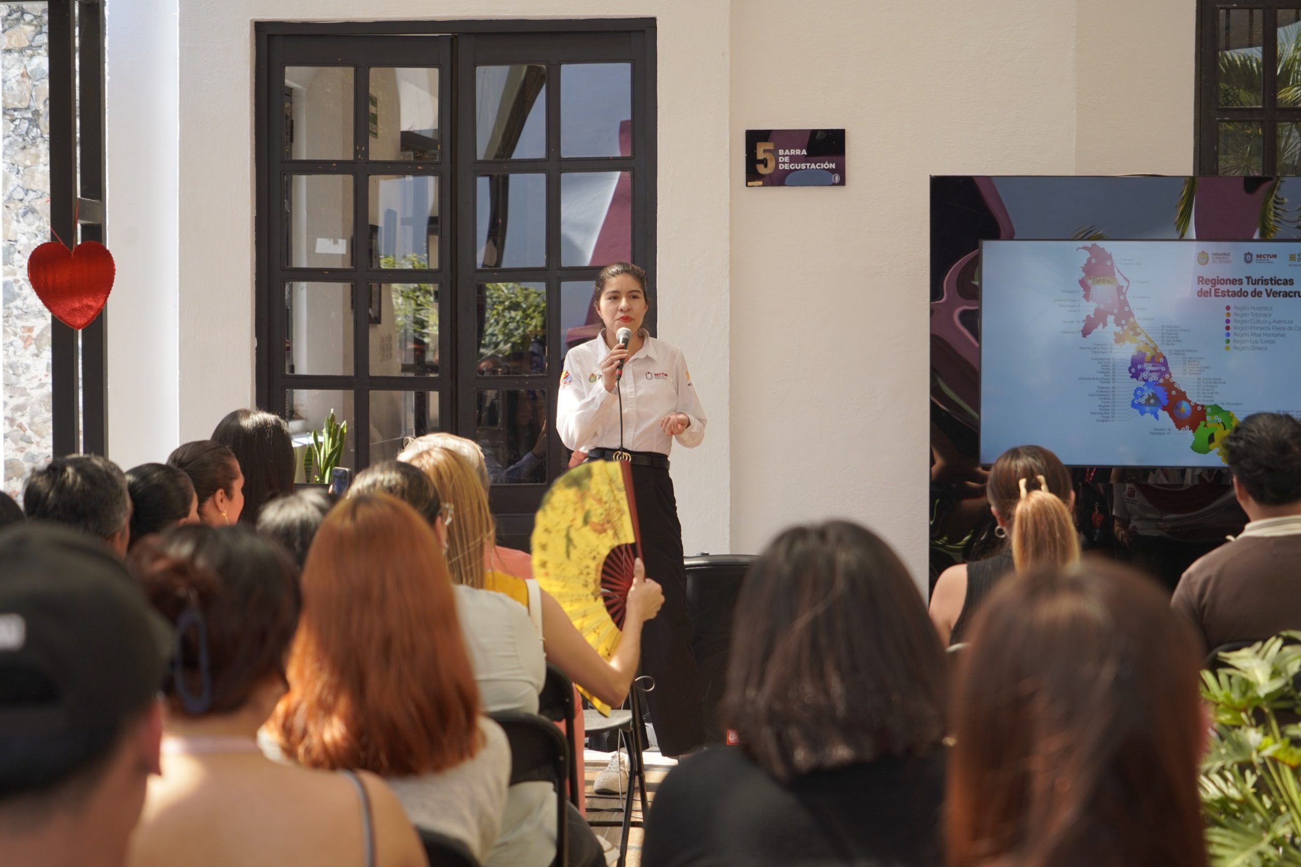 FORTALECE SECTUR VERACRUZ LA PROFESIONALIZACIÓN TURÍSTICA EN CÓRDOBA PUEBLO MÁGICO CON CURSOS DE CAPACITACIÓN