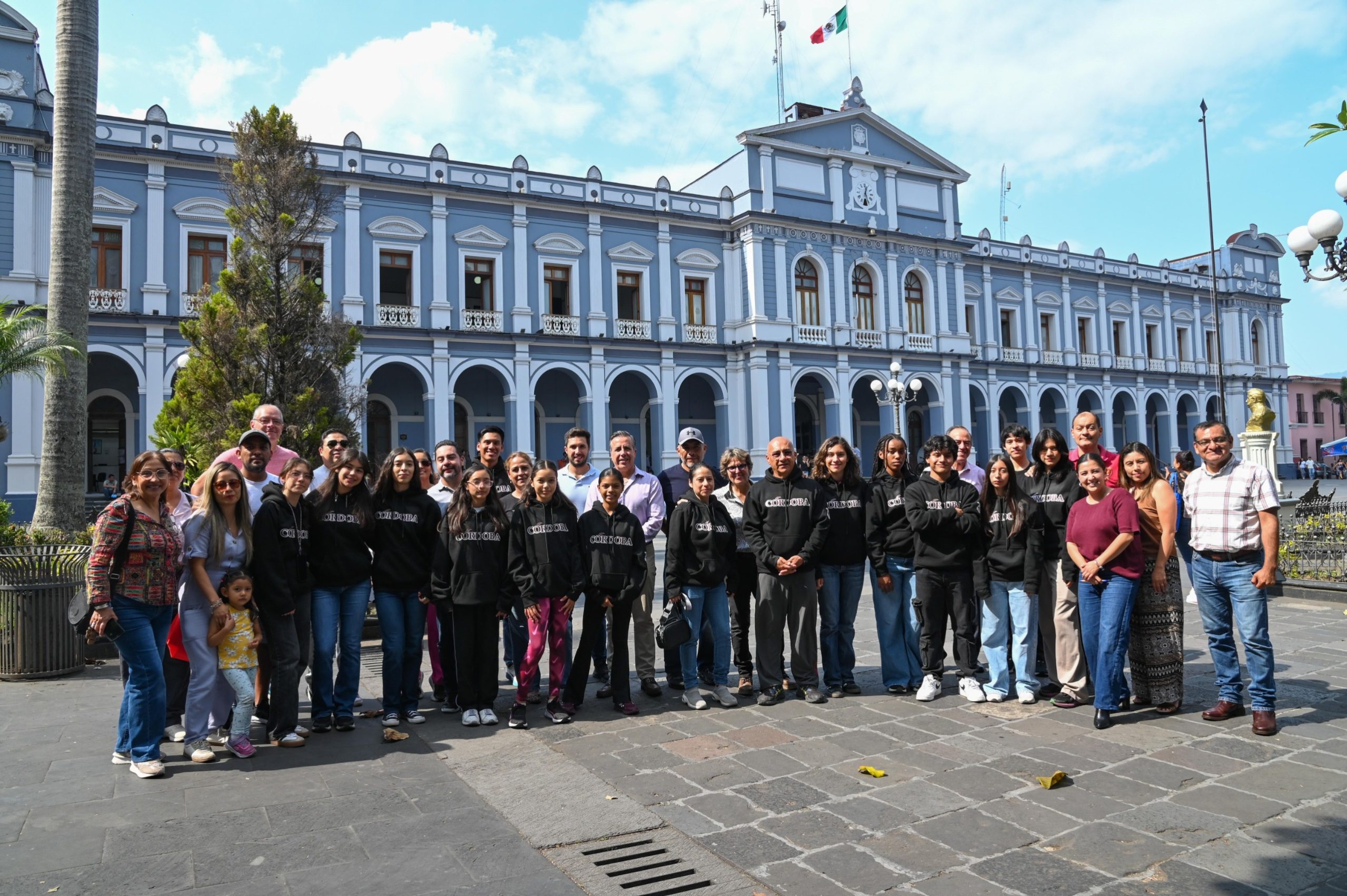 Atletas cordobeses viajan a Xalapa con respaldo del Ayuntamiento